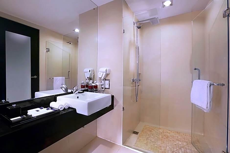 Bathroom 5, Grand City Hall Medan, Medan