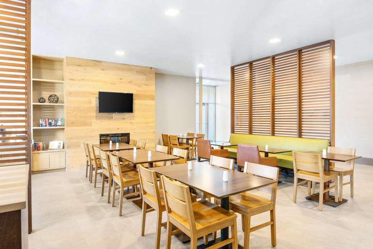 Food & Drinks 5, Country Inn & Suites by Radisson Flagstaff, Coconino