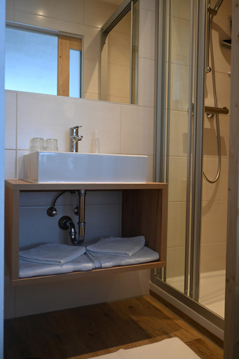 Bathroom 2, Gastehaus Purstl-Kocher, Liezen