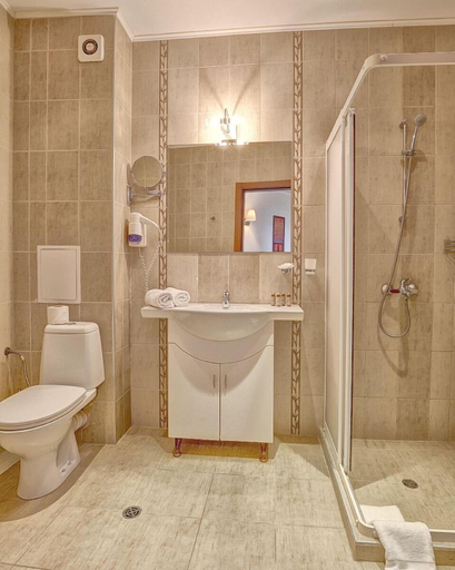 Bathroom 5, Hotel Continental, Varna