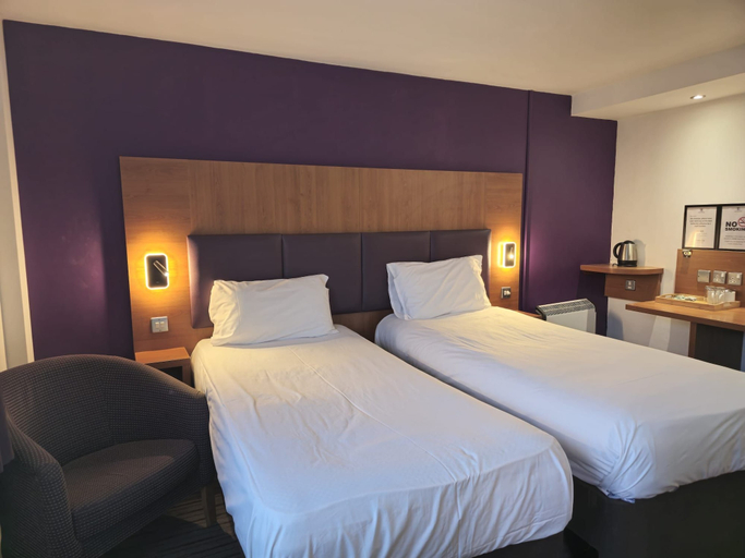 Bedroom 3, Tyger Inn Derby, Derbyshire