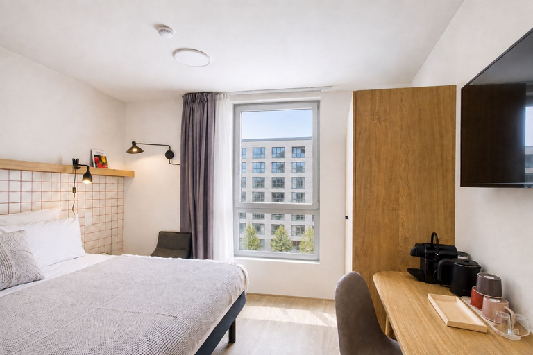 Bedroom 3, Hife Vélizy, Yvelines