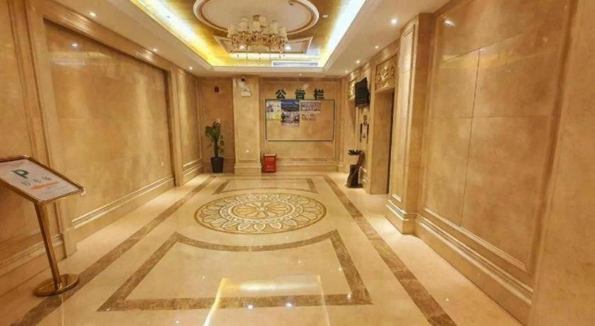 Others 4, Vienna Hotel Guangxi Yulin Rong County Guinan Road, Yulin