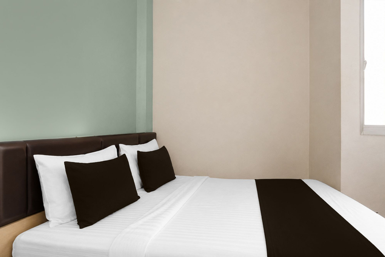 Room 5, Townhouse Oak Hotel Niaga Surabaya, Surabaya