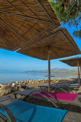 Sport & Beauty, Kalafatis beach home, Central Greece