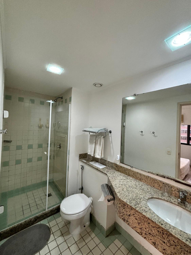 Bathroom 3, Hotel Borges Lagoa Pq Ibirapuera com ar e garagem gratis 912, São Paulo