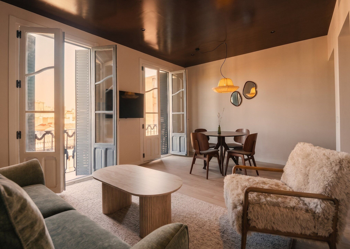 Living area 4, Be Mate Chamberí - Temporary Stays, Madrid