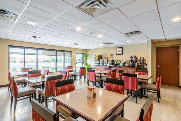 Food & Drinks 4, Comfort Inn & Suites Panama City North, Bay