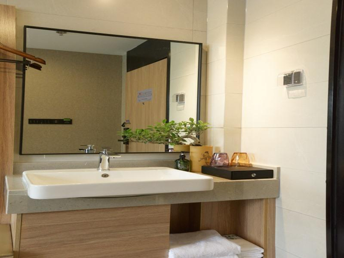 Bathroom, Green Tree Inn Shandong Jinan City Shungeng Intern, Jinan