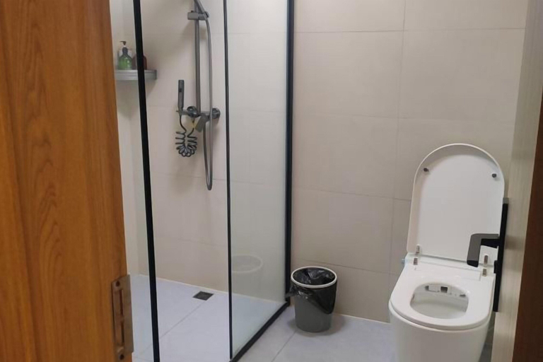 Bathroom 3, Shenfeng Juyuan View Hotel, Dêqên Tibetan