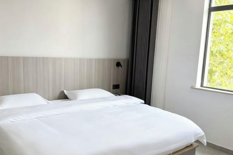 Bedroom 5, Jingdezhen International Youth Hostel, Jingdezhen