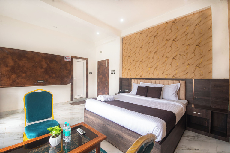 Bedroom 1, Maya's Nest, Varanasi