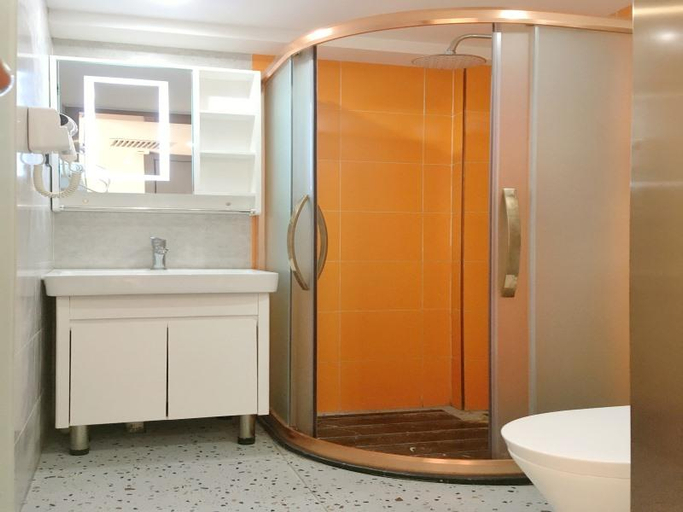Bathroom 4, Shell Beijing Miyun District Reservoir Sunshine Ho, Beijing