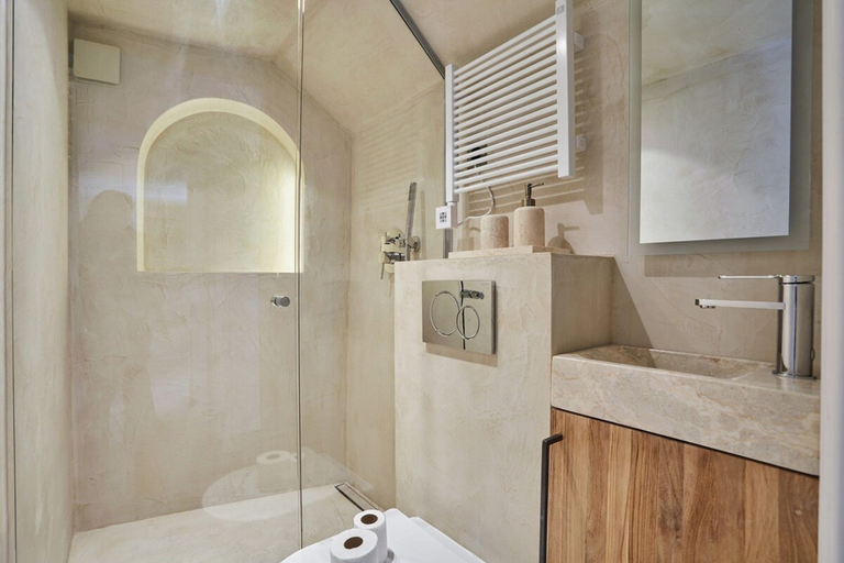 Bathroom 3, Luxurious Apartment Place Vendome - Rue de la Paix, Paris
