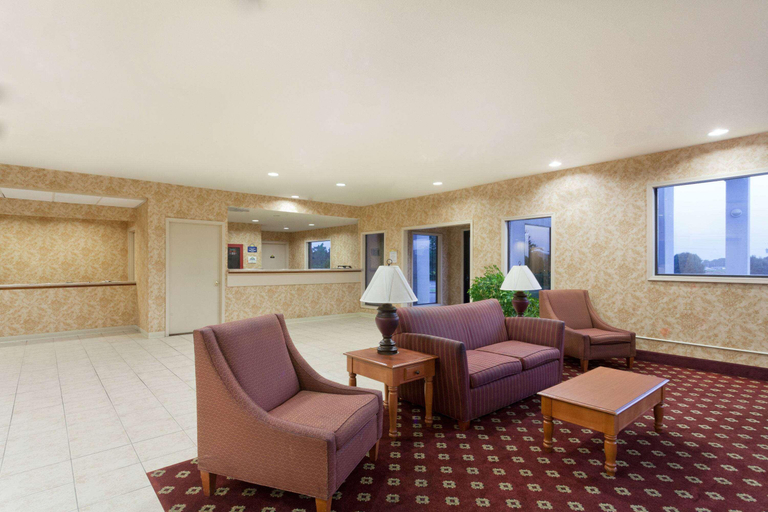 Others, Days Inn & Suites by Wyndham Wynne, Cross