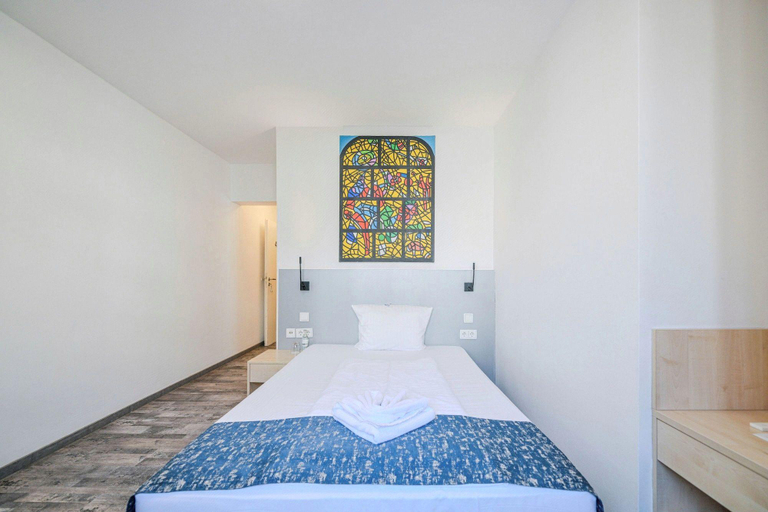 Bedroom 3, Hotel Muenchner Hof, Frankfurt am Main