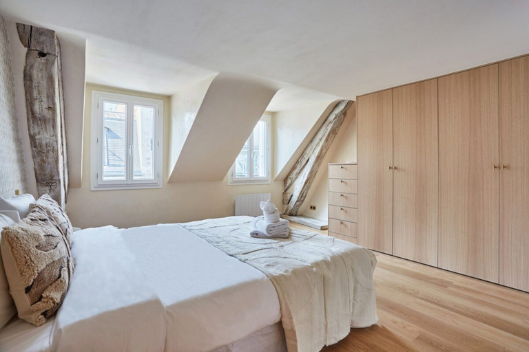 Bedroom 2, Luxurious Apartment Place Vendome - Rue de la Paix, Paris