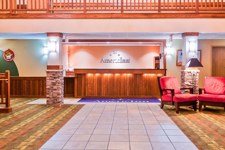 Public Area 2, AmericInn by Wyndham Monmouth, Warren
