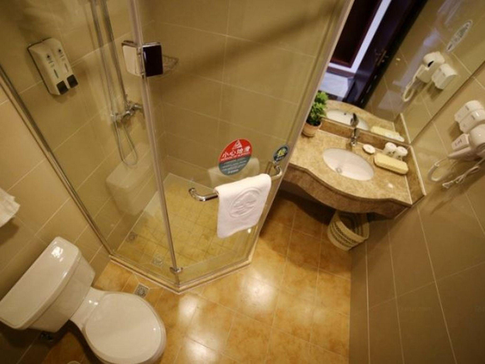 Bathroom 4, GreenTree Inn Suzhou Industrial Zone Yangcheng Lake Weiting Mong Kok Express Hotel, Suzhou