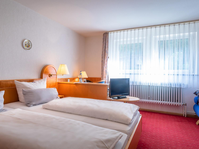Bedroom, Landgasthof-Hotel-Rossle, Emmendingen