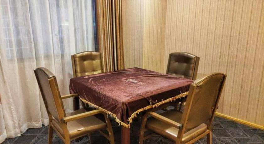 Others 5, Vienna Hotel Guangxi Yulin Rong County Guinan Road, Yulin