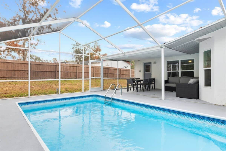 Sport & Beauty, Spring Hill, 4 Bedroom, Pool & Golf Course!, Hernando