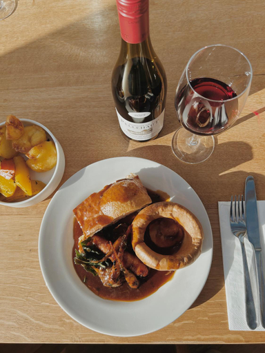 Food & Drinks 5, The Dove Inn, Wiltshire