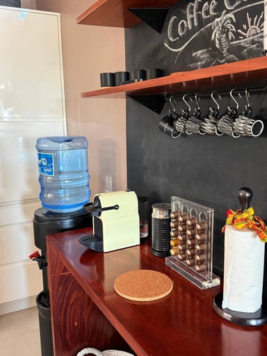 Food & Drinks 5, VILLA COCODY, Sainte-Anne