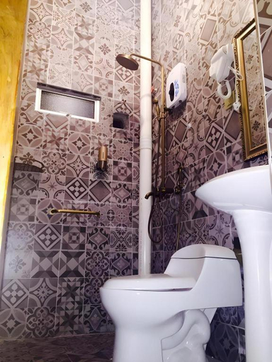 Bathroom 4, Kampong Pinang Sebatang Melaka, Alor Gajah
