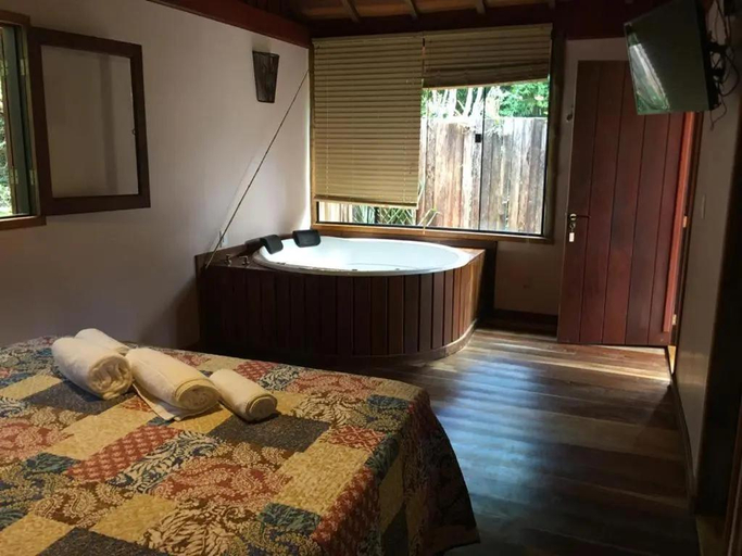 Bathroom 3, Chales Mathora, Itatiaia