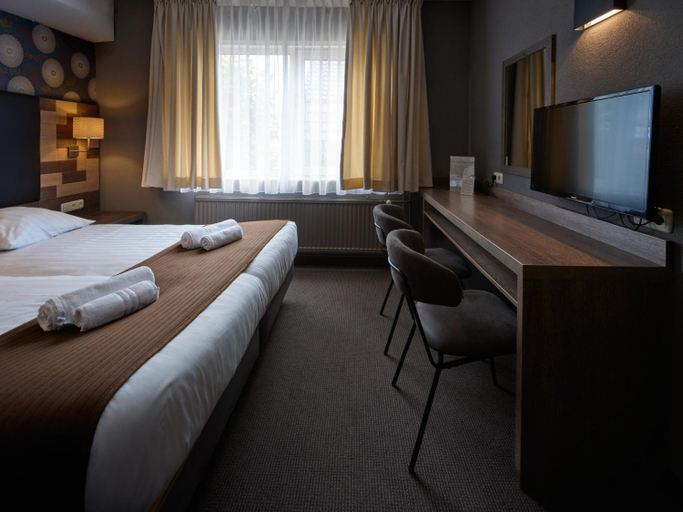 Bedroom 2, Hotel Zwanenburg Amsterdam Airport, Haarlemmermeer