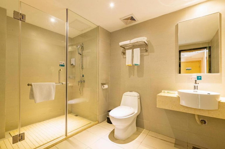 Bathroom 3, City Comfort Inn Shenzhen Shiyan Science and Technology Park, Shenzhen