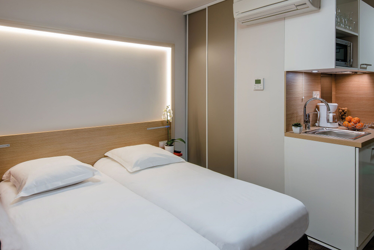 Bedroom 3, Appart'city Confort Bordeaux Chartron, Gironde