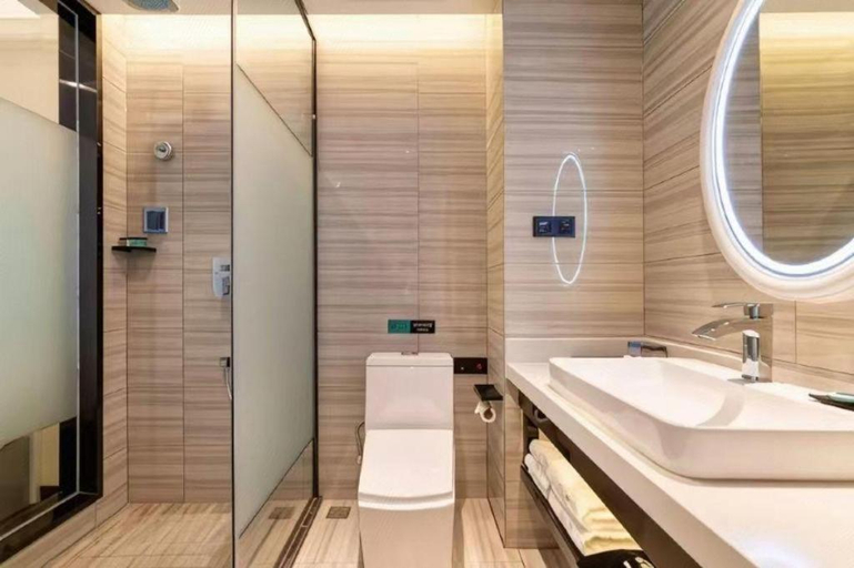 Bathroom, Xana Hotelle· Dalian Software Park University of Technology, Dalian