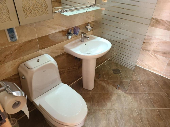 Bathroom, Mongsanpo High Beach Pension, Taean