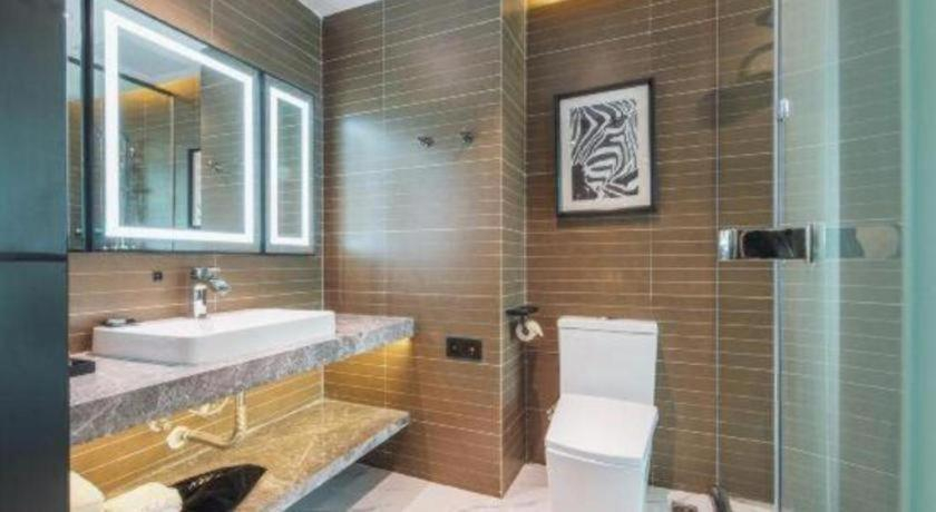 Bathroom 4, Xana Lite Heyuan Shanghui Building Bus Station, Heyuan