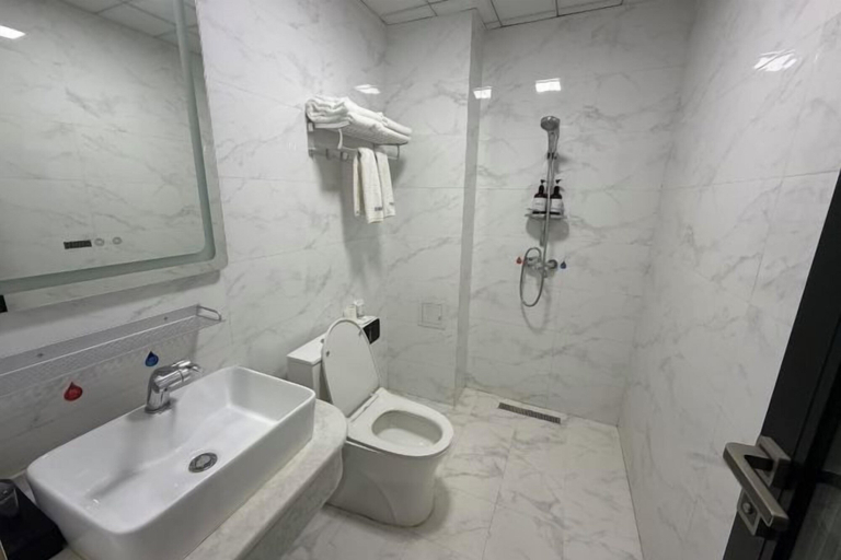 Bathroom 3, Orchid Smart Theme Hotel, Zhaotong