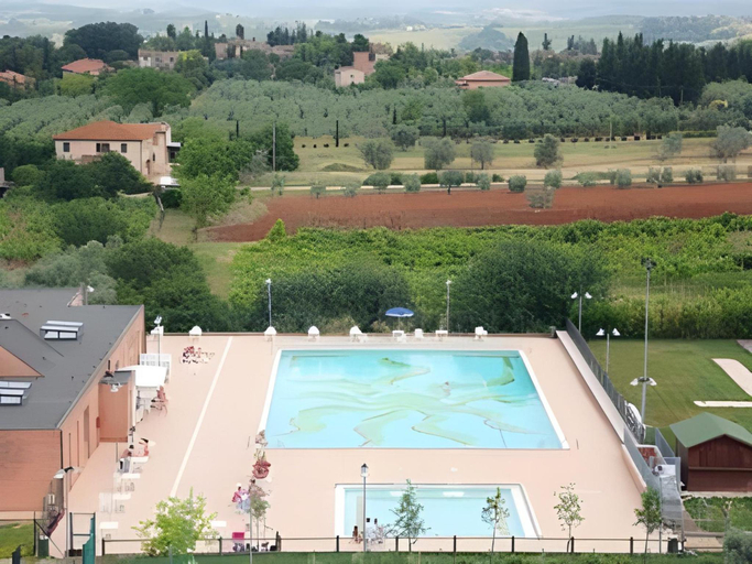 Sport & Beauty 4, Camping Il Boschetto Di Piemma, Siena