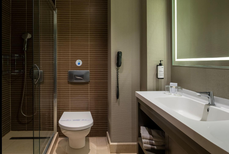 Bathroom 4, Taksim Square Hotel, Beyoğlu