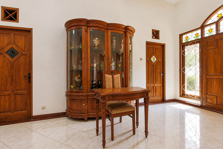 Reception 2, OYO 95178 Azifa Guest House, Sleman