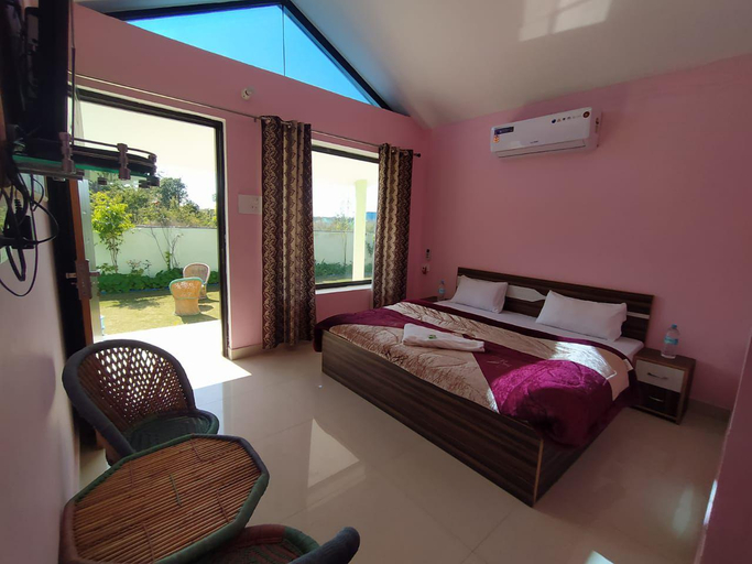 Bedroom, Rajaji Retreat Resort, Garhwal