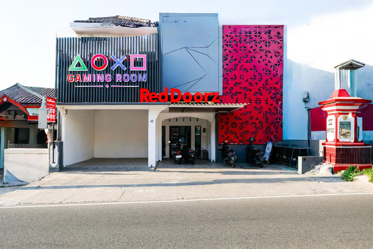 Exterior & Views 2, RedDoorz near GOR Jatidiri Semarang, Semarang