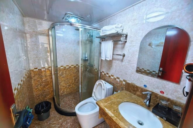 Bathroom 3, Wencheng Wufu Farmhouse, Wenzhou