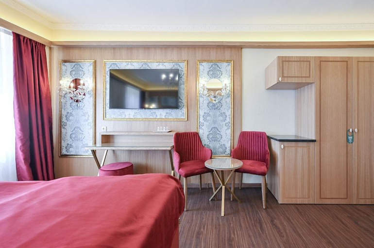 Bedroom 4, Hotel Ludwigs, Ostallgäu
