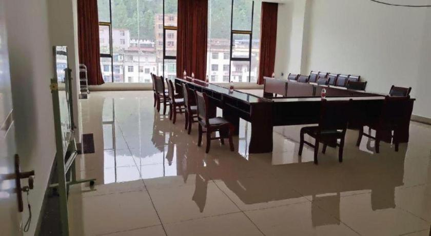 Food & Drinks 5, City Comfort Inn Guilin Ziyua District, Guilin