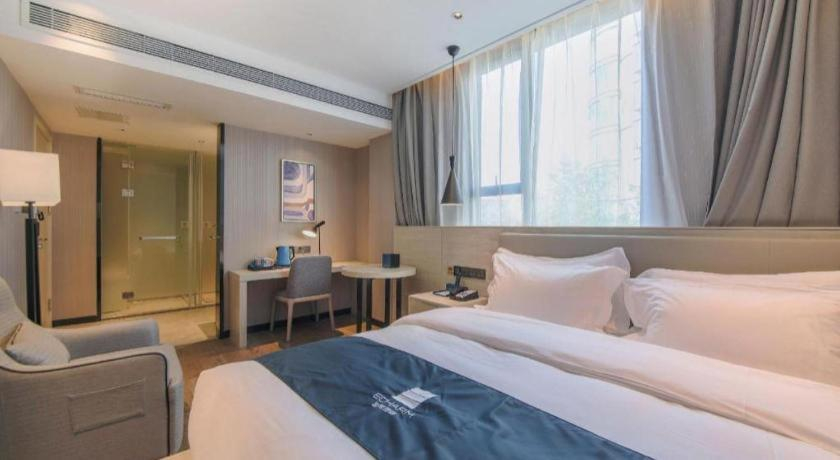 Bedroom 2, Echarm Hotel Wuhan Univerisity Hongshan Square Metro Station, Wuhan