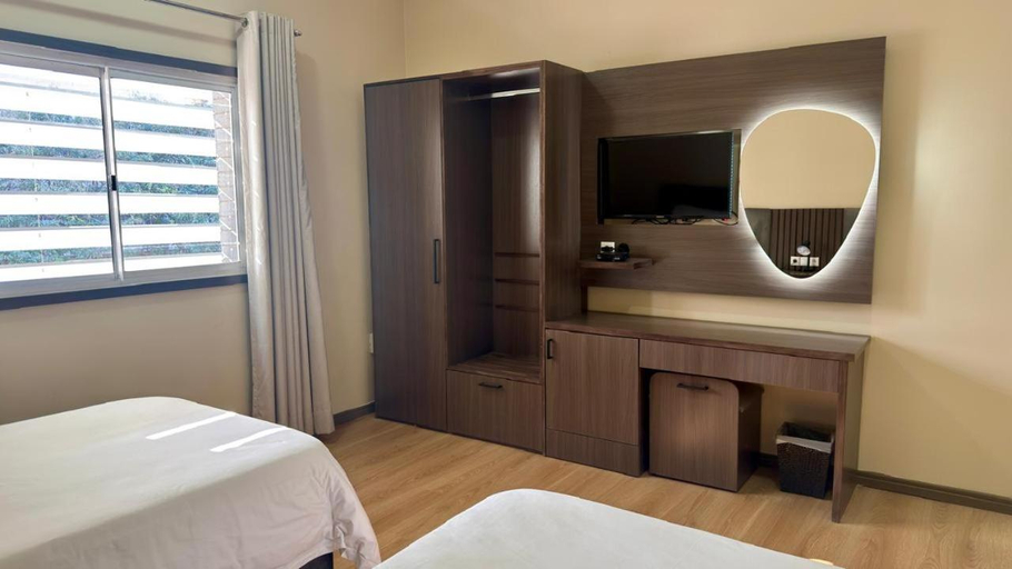 Bedroom 5, Hotel Royal Residencial, Maputo