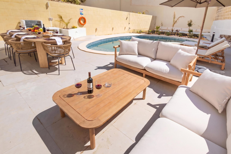 Outdoor dining 3, Casa Elana Holiday Gozitan Home