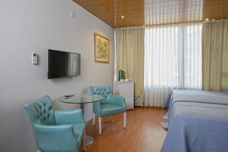 Bedroom 3, Gvar Apart Hotel, Antalya