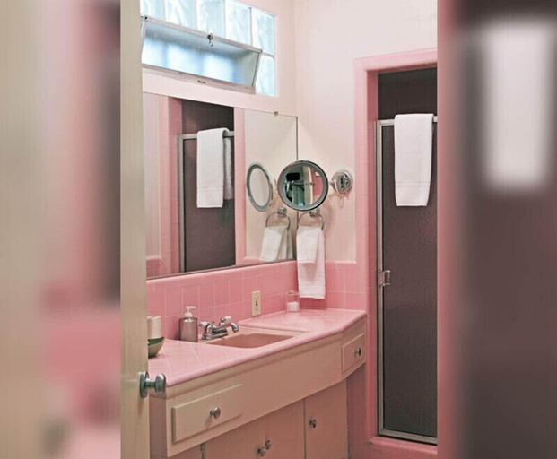 Bathroom 3, Orbit In - 21 and Over - A Town & Desert Boutique Hotel, Riverside